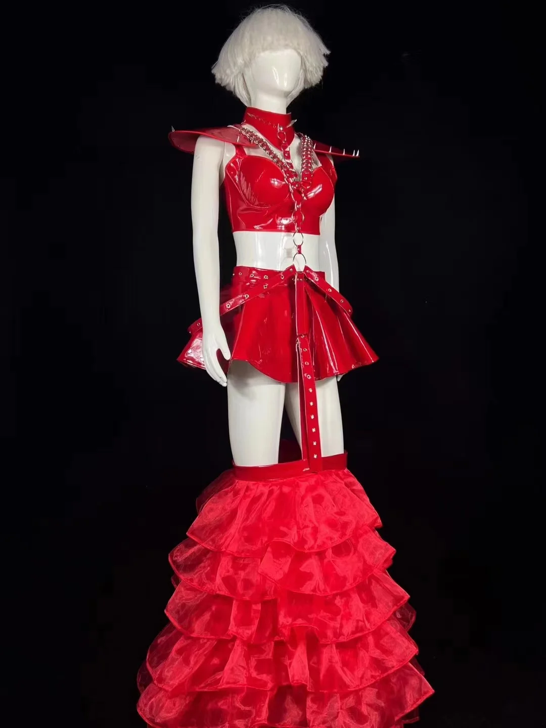 Meninas Rebite Tops de couro vermelho brilhante e vestido com luvas de corrente, terno Gogo, festa noturna, cantora feminina, roupas de dança, moda sexy