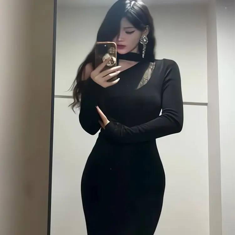 

Slanted Shoulders Neck Black Lace Long-sleeved Dress for Women Pure Temperament