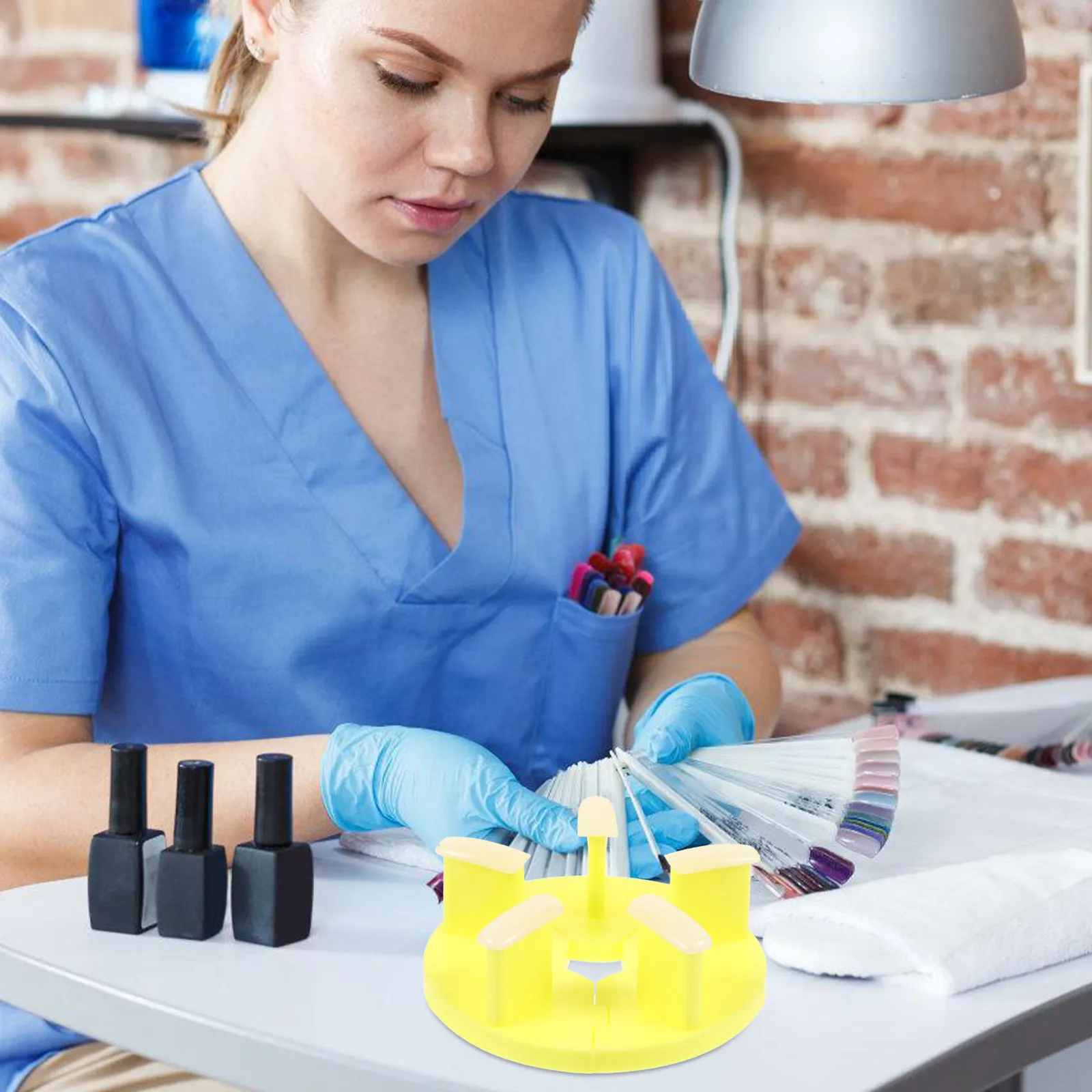 

2 set 2 Sets Nail Practice Stand Plastic Removable Tips Yellow per Set Nail Art Display Stable Design Easy Clean Salon Home Use