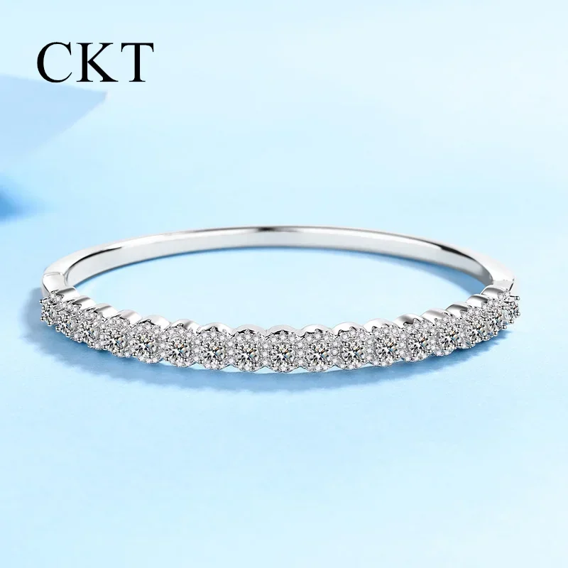 18K White Gold Platinum Pt950 High Quality 2.48 Carat D Color Moissanite Bangles for Women High Extreme Full Star Fine Jewelry