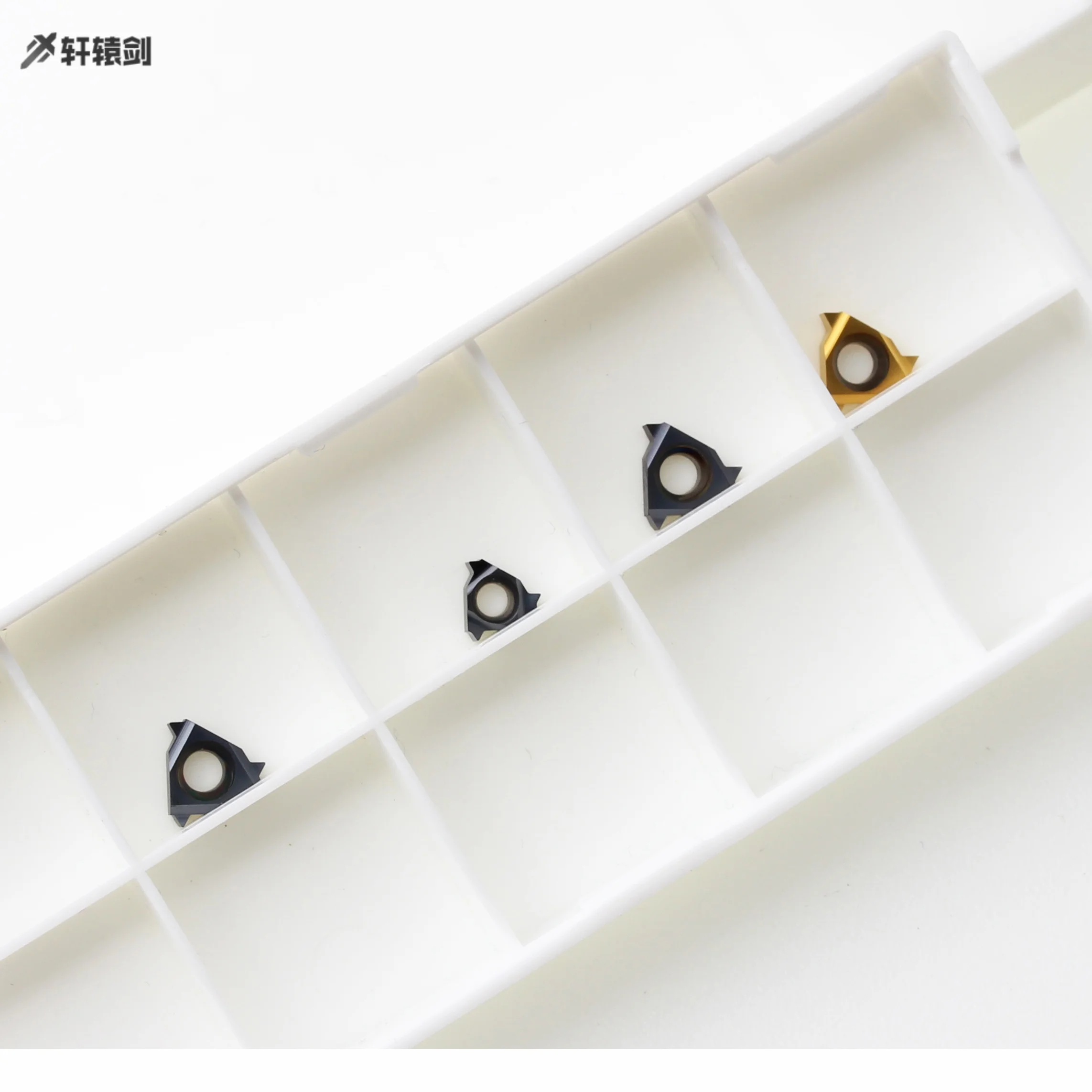 เม็ดมีดคาร์ไบด์ 06 IR A 60/08 IR 1.5 ISO/08 IR A 60 สำหรับเครื่องกลึง CNC ตัดเกลียวใน