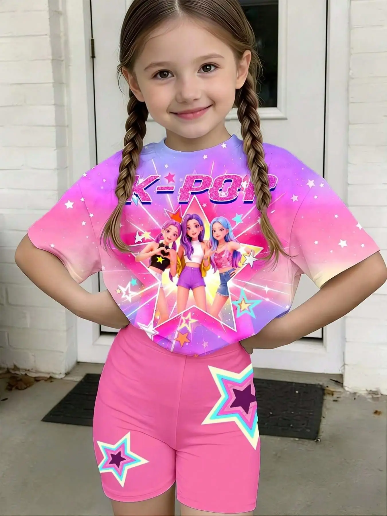 Trendy street-style two-piece outfit for girls featuring a gradient starry-sky cartoon print; includes a soft short-sleeved T-sh