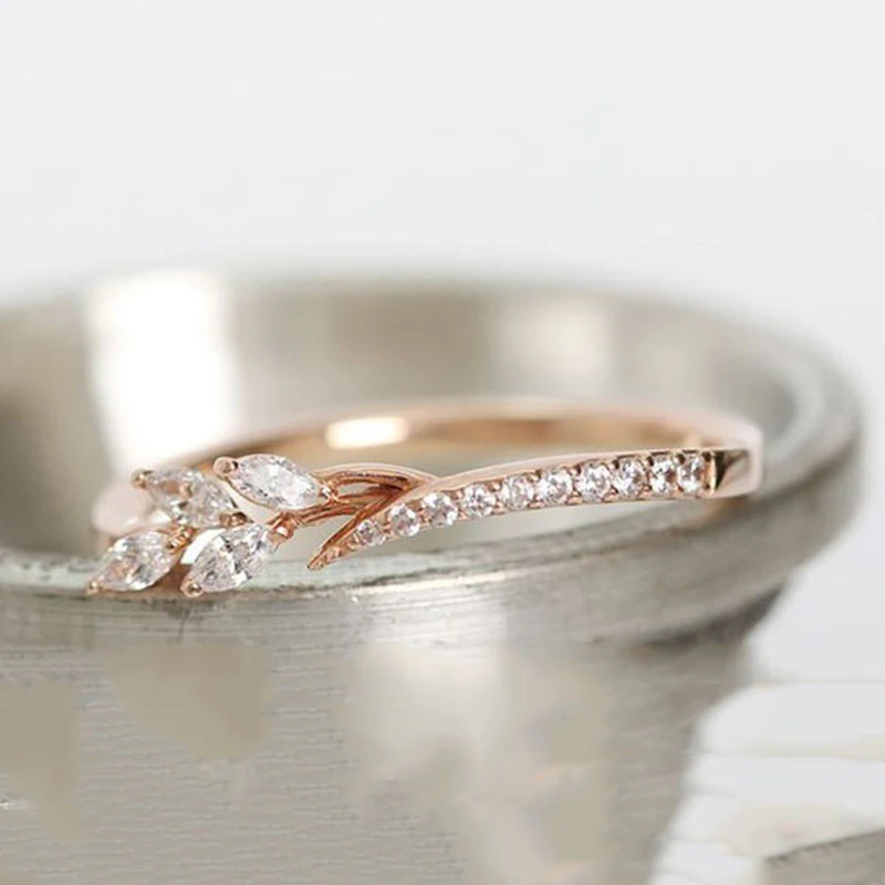 Luxury flower ring for women with white zircon plated rose gold Ring for Wedding party hand jewelry gift image 4