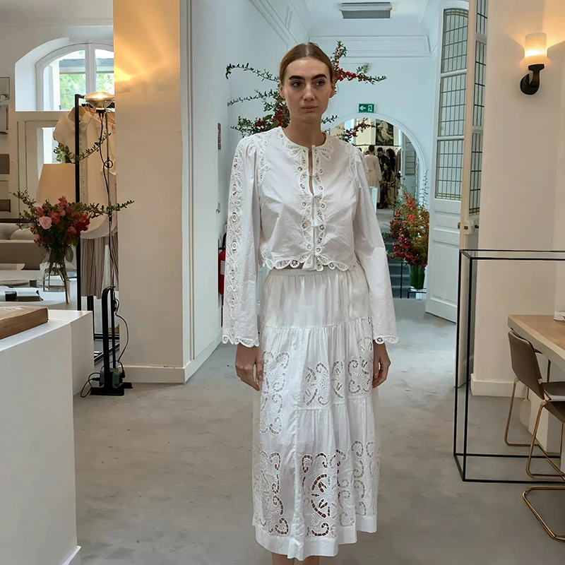 

Spring 2025 Women's White Linen Blend Embroidered Hollow out Short Shirt Top Half Skirt Long Dress Set Fashionable Casual Wear