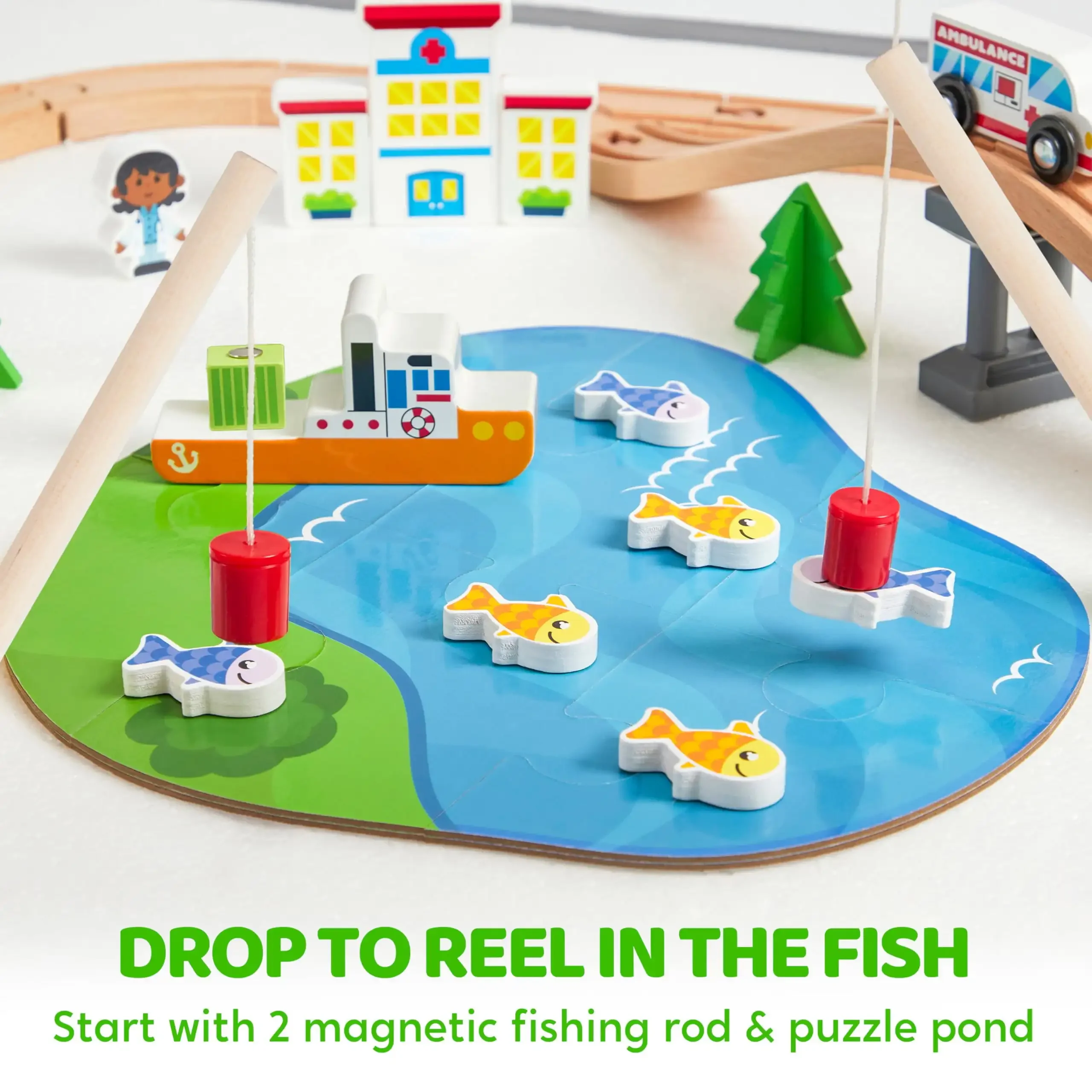 Joyfy Set di treni in legno da 110 pezzi con binari Set ferroviario per scene di città con treni magnetici Giocattolo per bambini Compleanno Regalo di Natale