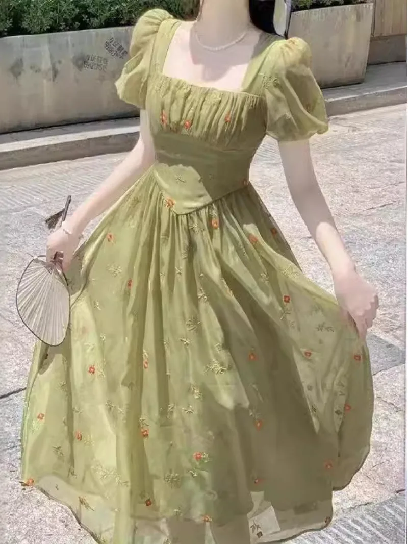 Summer Fashion Minimalist Dress French Gentle Style First Love Style Green Fragmented Flower Square Bubble Sleeve Dress FJ0G