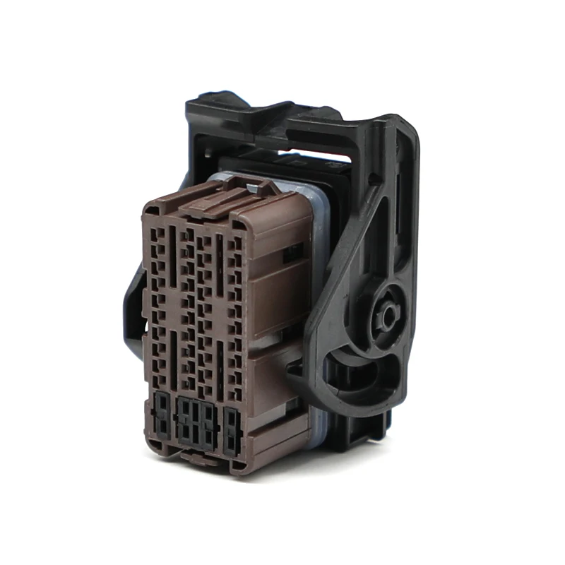 ขั้วต่อรถยนต์ 48 พิน 33500420 ขั้วต่อแบบตัวเมีย พร้อมขั้วต่อเพิ่มเติม