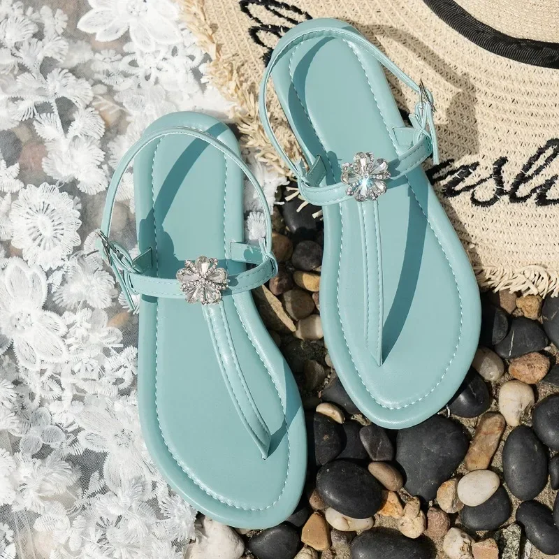 2024 sandálias casuais femininas fivela de pino de cristal decorado flip-toe sandálias verão ao ar livre férias sapatos de praia zapatos mujer