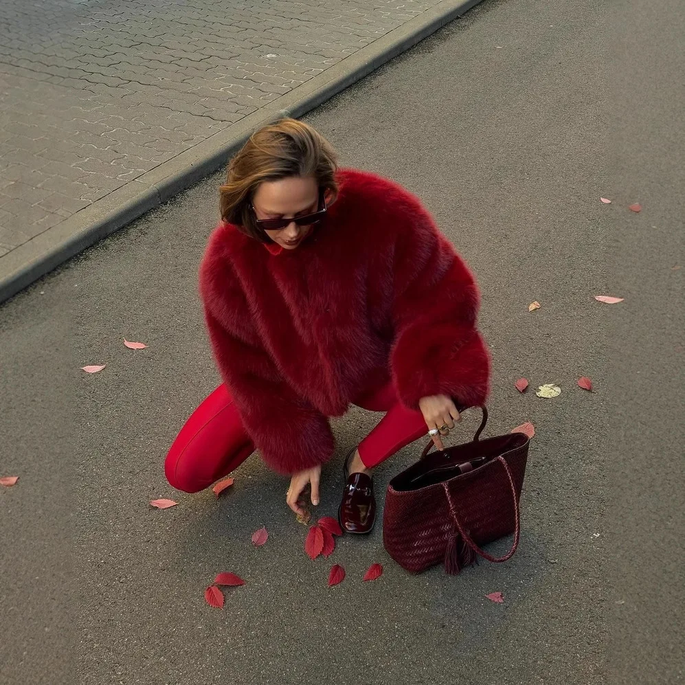 2025 outono inverno novo angora vermelho pele do falso casaco curto feminino solto grosso quente moda desin curto topo