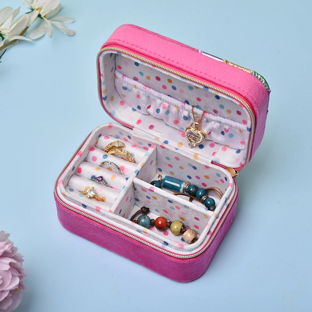 Everyday Use 12*8.5*6.5cm Portable Organizer Storage Box Compact Jewelry Case Exquisite Embroidery Lightweight Design