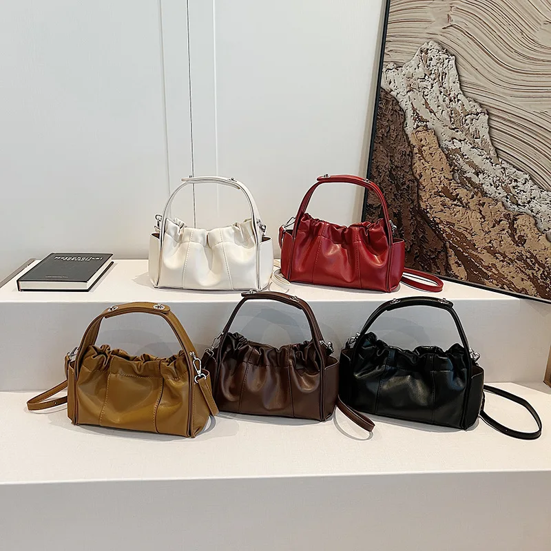 حار بيع الشتاء شعبية الرجعية الأزياء المحمولة حقيبة المرأة مطوي الكتف المائل تمتد حقيبة بسيطة الملمس حقيبة مربعة صغيرة