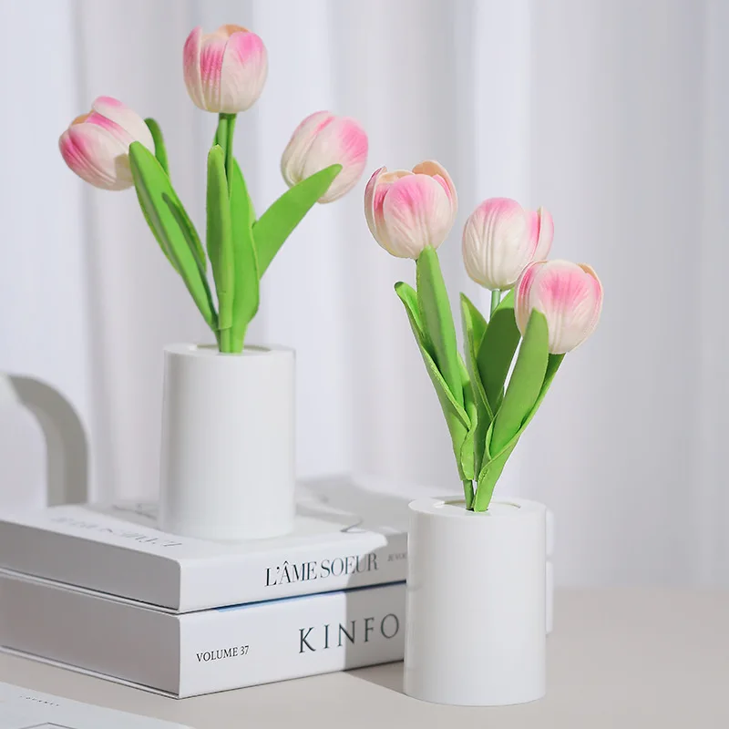 Tulip Night Light Home Decorative Flower LED Lamp Battery Power Dormitory Decor Lamp for Bedroom Bedside Tulip Sleep Light