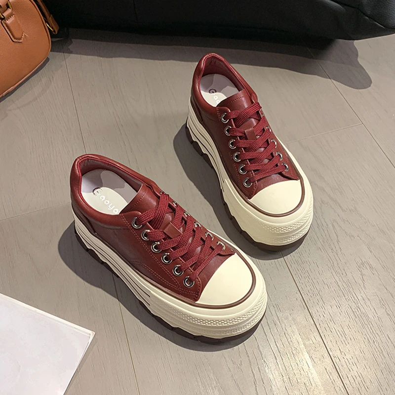 2025 New Thick-soled Shoes Women's Retro Red Leather Lace-up Casual Shoes Platform Non-slip Flat Versatile Sneakers Girls Gift