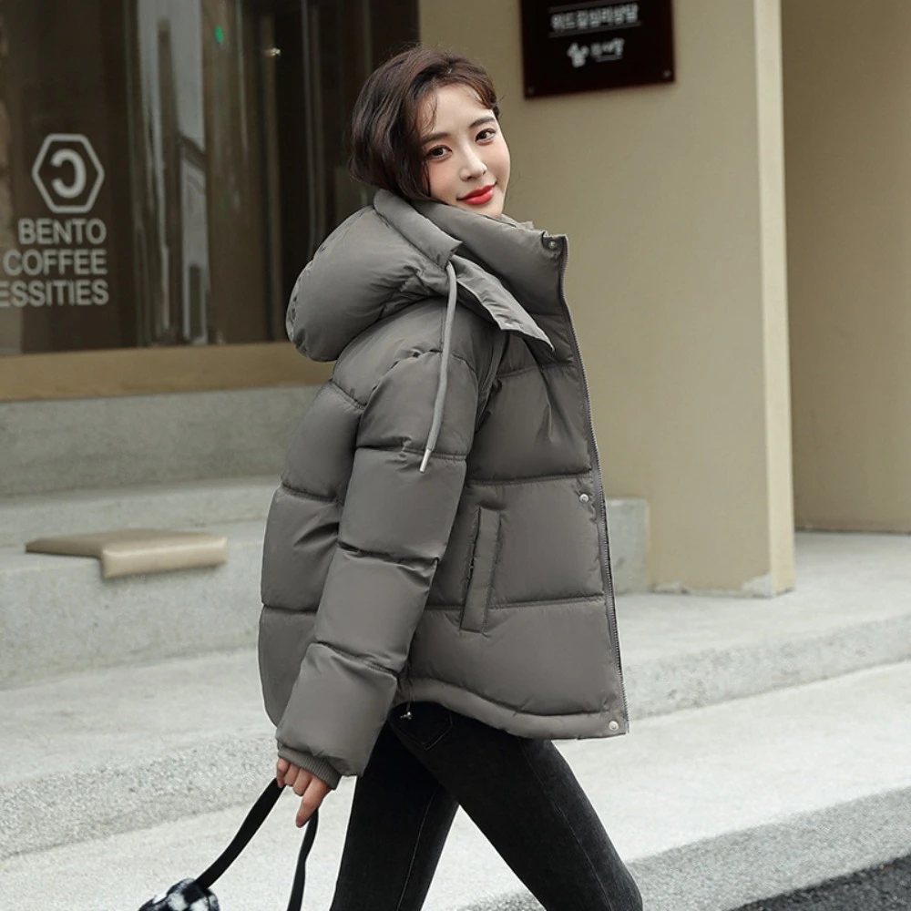 

Winter New Women Hooded Short Parkas Overcpat Thick Down Cotton Padded Cold Coat Fashion Plus Size Casual Puffer Female Jackets