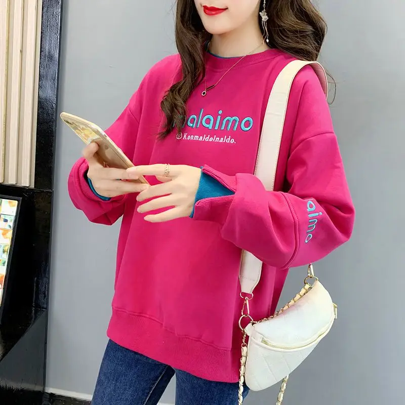 

Fashion O-Neck Spliced Letter Embroidery T-Shirt Female Clothing 2023 Autumn Winter Loose Casual Tops Fake Two Pieces Tee Shirt