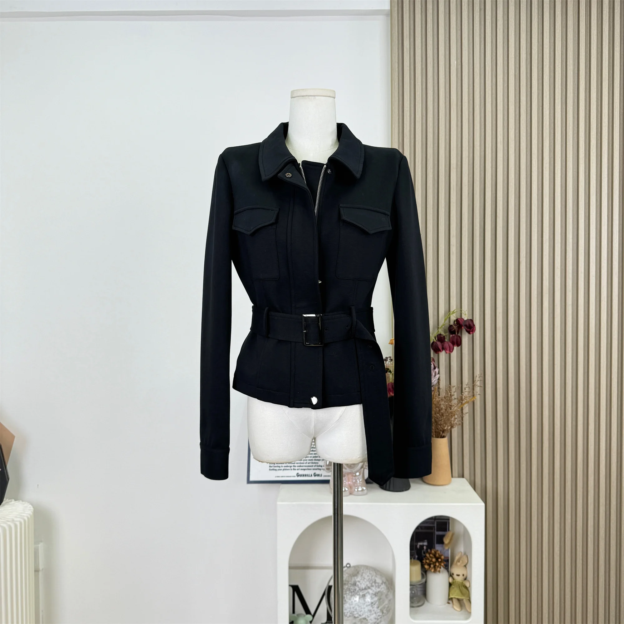 

Женская весенне-осенняя тонкая черная короткая куртка на молнии с длинными рукавами, женская однотонная уличная одежда с отложным воротником и поясом