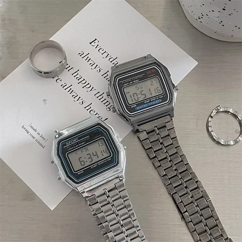 Retro Hong Kong Style Square Electronic Watch for Men and Women, Ins Unique High-End Feel for Teenage Students in Junior and Sen