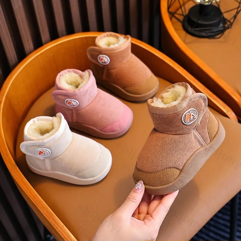 

2025 Winter Childrens' Retro Thickern Velvet Short Snow Boots Girls' Versatile Pluch Comfortable Non Slip Platform Cotton Boots