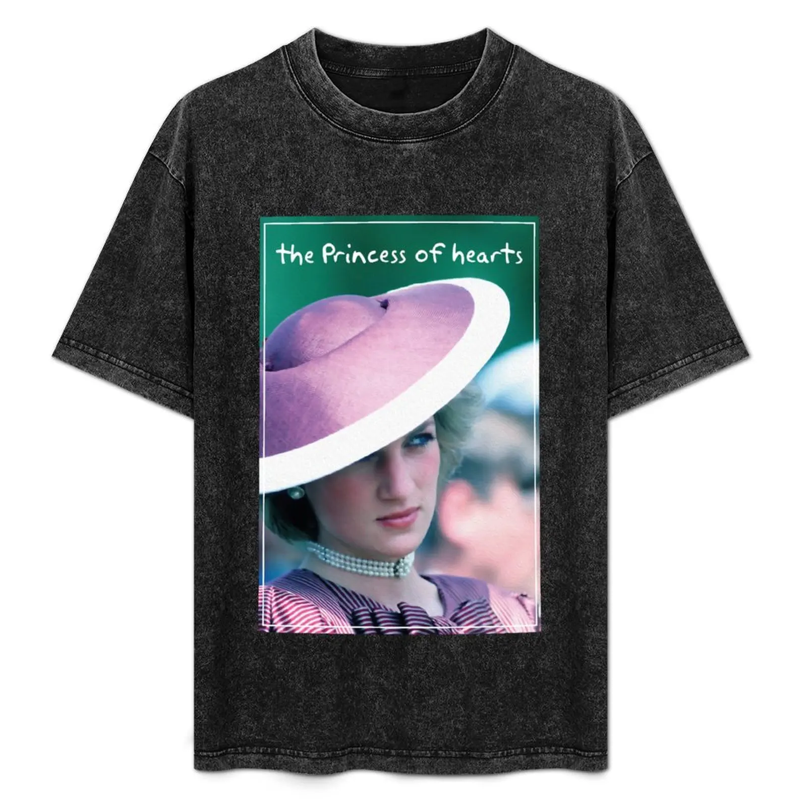 

the Princess of hearts T-Shirt Minimal Art Print T-Shirt