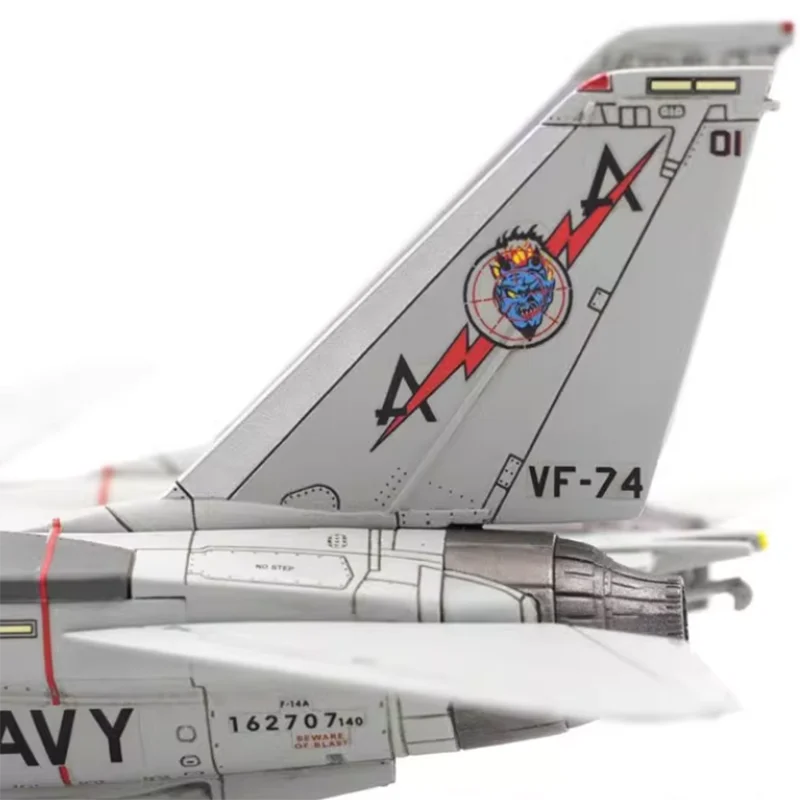 1/72 Scale CA721410 F-14A Tomcat Fighter VF-74 Do Old Version Squadron F14 Military Combat Aircraft Model Has No Base Bracket