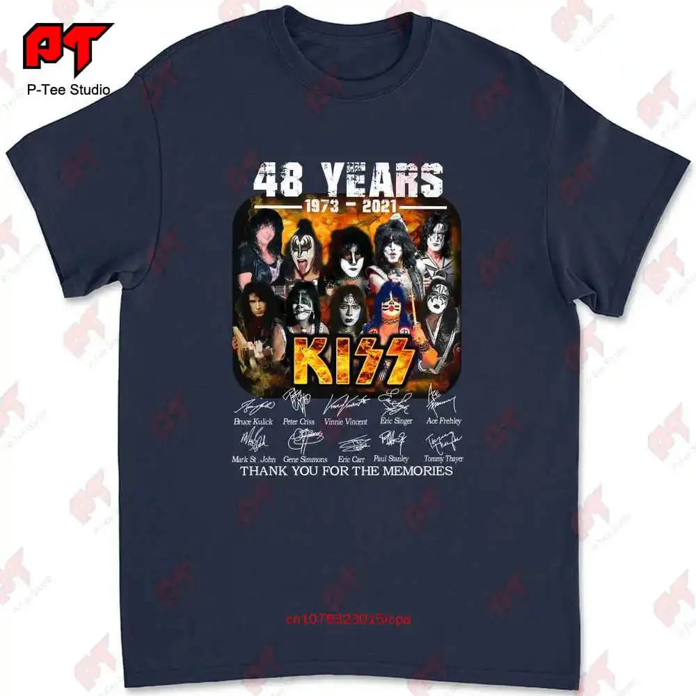 48 Years 1973 2021 Kiss Signa Tures T-shirt D9TN