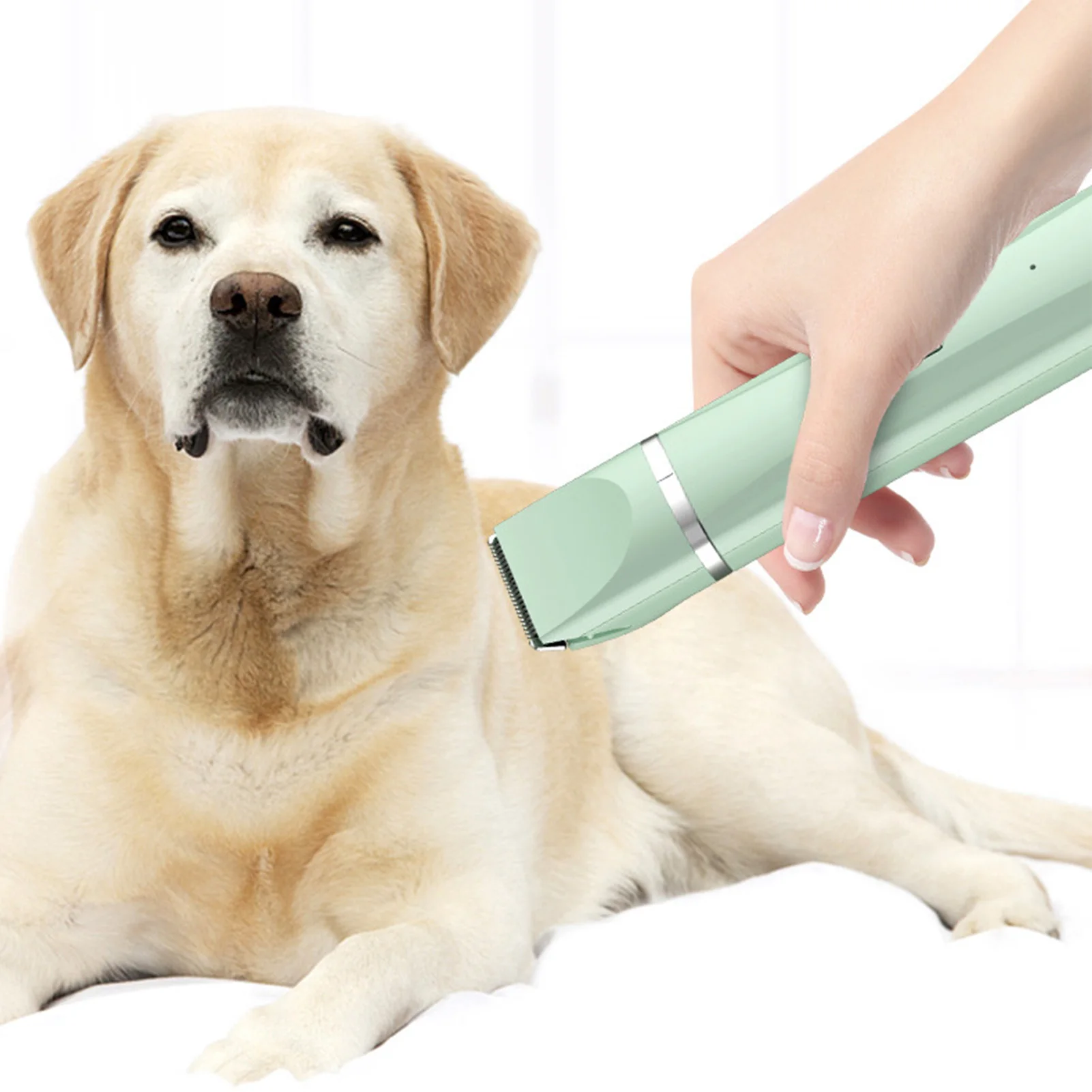 

Pet Hair Grooming Trimmer 4 Replacement Heads 3 Limit Combs Powerful Trimming Efficient Dog Clipper Flexible Use for Pet Shop