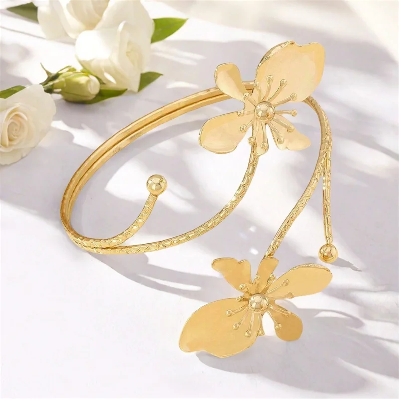 Vintage Elegant Flower Cuff Bracelet Bangle For Women Gold Color