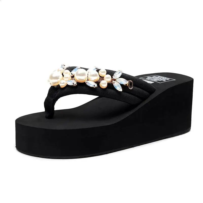 Pantofole donna estate di grandi dimensioni su una piattaforma di perline con zeppa infradito in gomma Med Slides scarpe femminili Hawaiian 2024