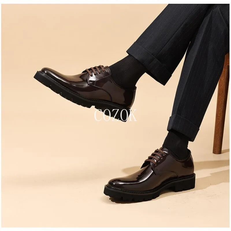 

2024 Spring Men's Leather Business Dress Derby Shoes Round Toe Thick Sole Leather Bright British Wedding Shoes