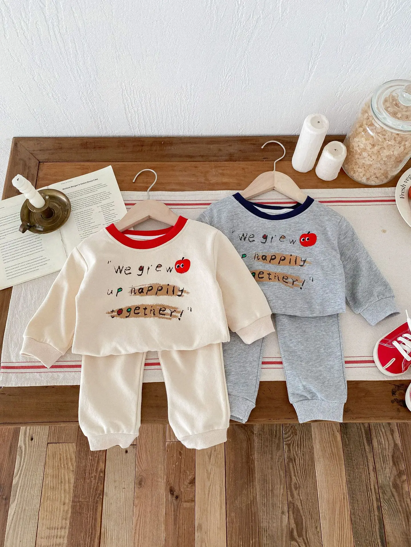 

2024 Autumn New Baby Long Sleeve Clothes Set Infant Boy Girl Fashion Letter Sweatshirt + Casual Pants 2pcs Suit Toddler Outfits