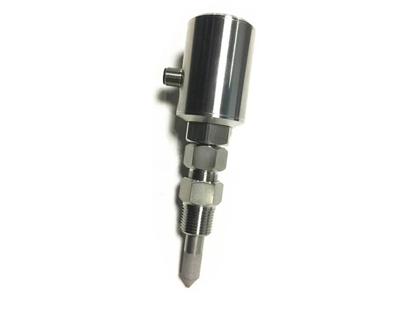 Industrial dew point sensor