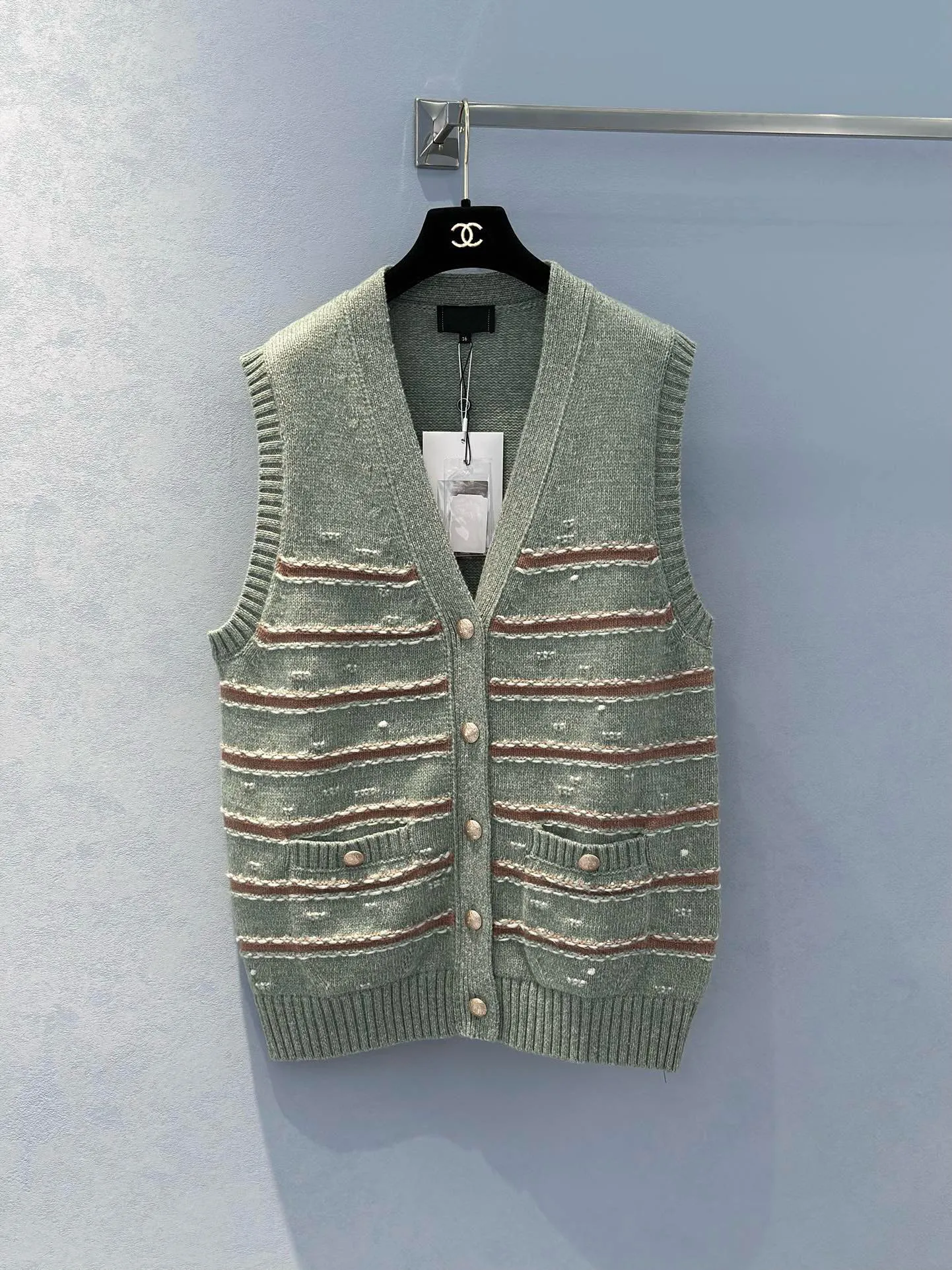 2024 Autumn/Winter V-neck Handmade Striped Cardigan Vest/women's Vest Cashmere Wool Blend Comfortable, Warm, Sweet And Stylish