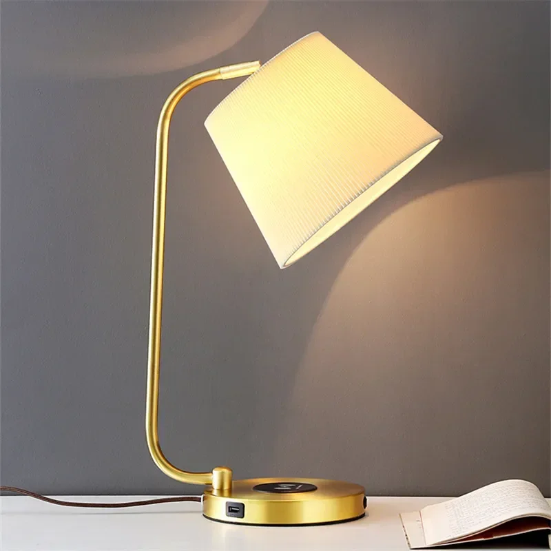 VIOLET  Nordic Brass Table Lamp Modern Simplicity Living Room Bedroom Study LED Originality  Desk Light