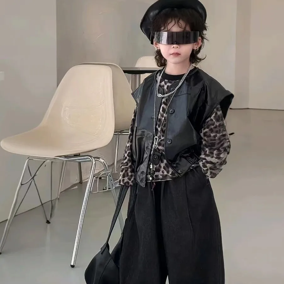 

Children's Set Spring and Autumn New Korean Edition Boys' Vest Leopard Pattern Bottom Shirt Loose Jeans 3-Piece Set