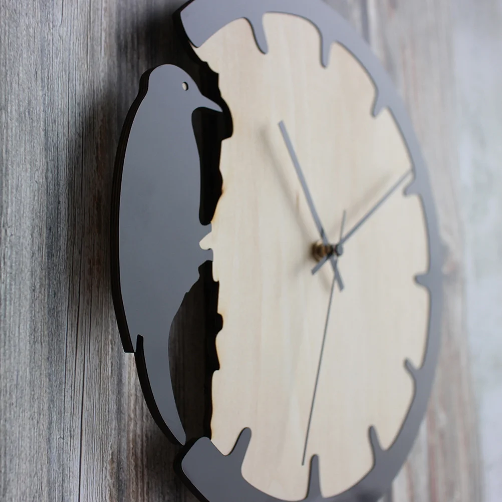 

Wooden Round Shape Woodpecker Wall Clock Silent Sweep Operated Home Office Decorative Art Clock