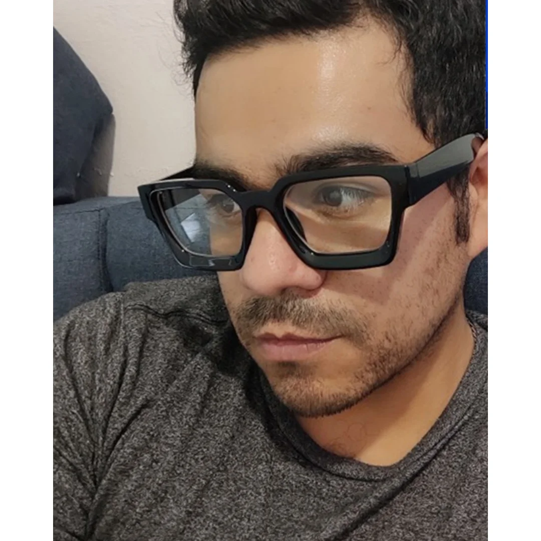 إطار أكثر سمكًا للرجال والنساء نظارات قصر النظر مضادة للأشعة الزرقاء نظارات الكمبيوتر موضة سيدة مربعة وصفة طبية نظارات القراءة