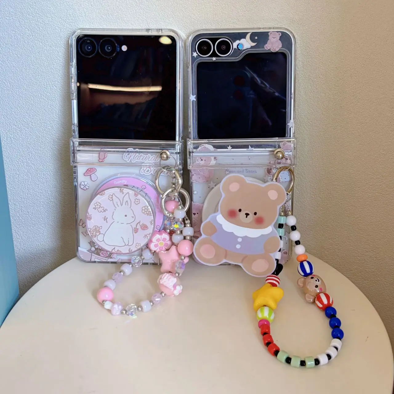 Creative Bear Holder Magnetic for Samsung Galaxy Z Flip 7 6 5 8 Protective Back Cover for ZFlip8 ZFlip6 ZFlip7 Case Shell