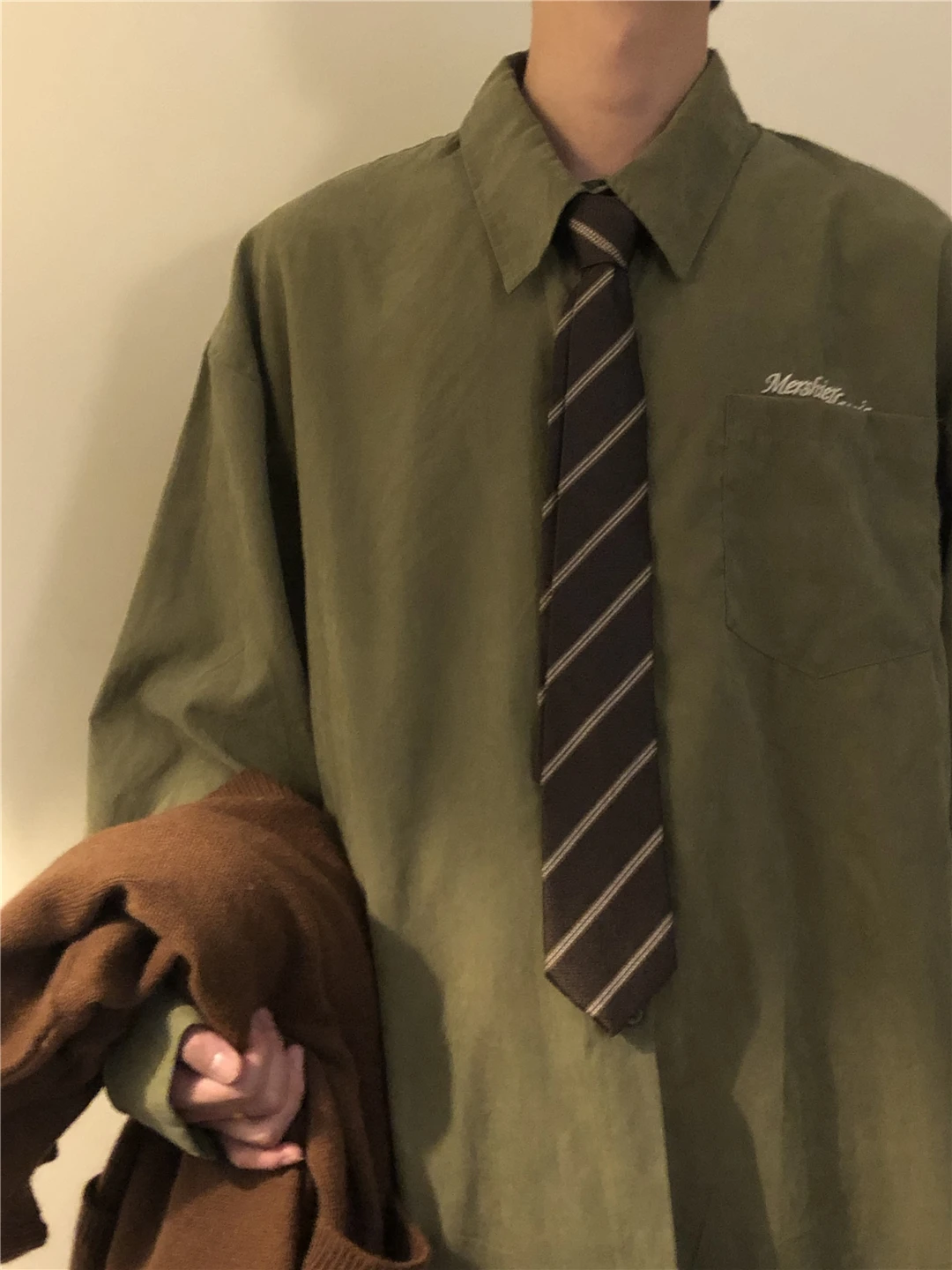 

Мужская повседневная удлиненная куртка свободного кроя для весны и осени, новинка, верхняя одежда, с эффектом утюга