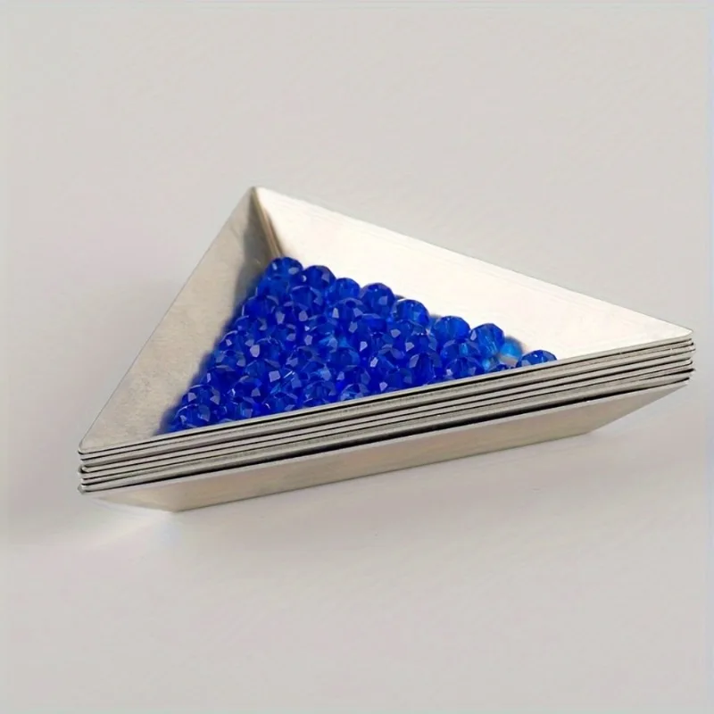 10Pcs Triangle Plate Jewelry Classification Triangle Plate Loose Bead Plate Nail Tool DIY Jewelry Display Plate Sorting Plate
