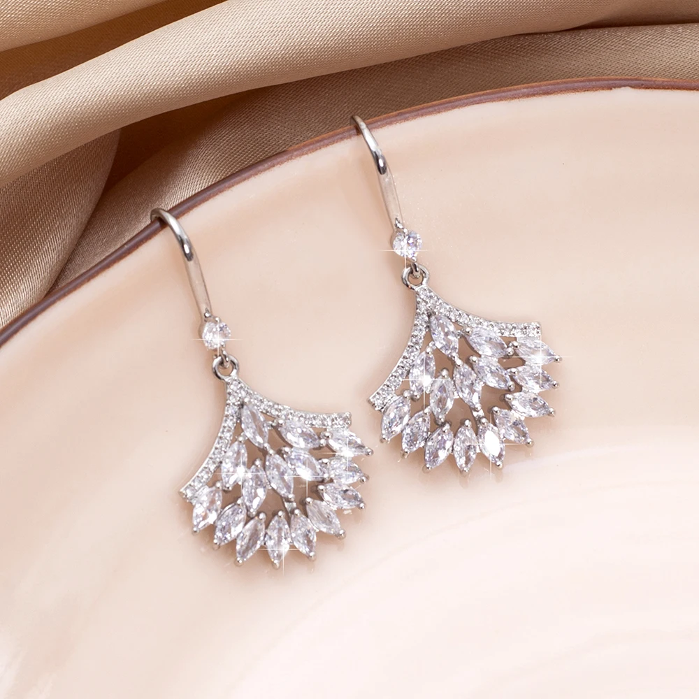 New Fashion Silver Color Fanshaped Zircon Earrings For Women Elegant Trending Products 2024 Wedding Party Gifts Girls Jewelry