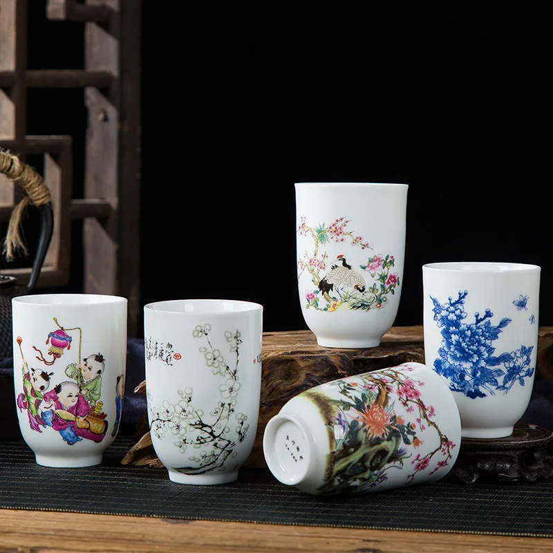 Jingdezhen Folk Artist Pastel Blue and White Porcelain Double-Layer Heat Insulation Handshake Individual Single Cup Ceramic Tea