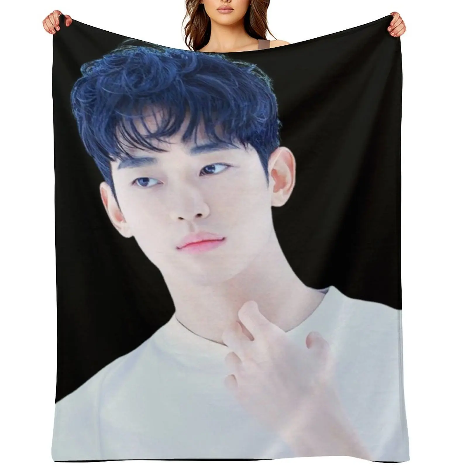 Kim Soo Hyun Throw … - image