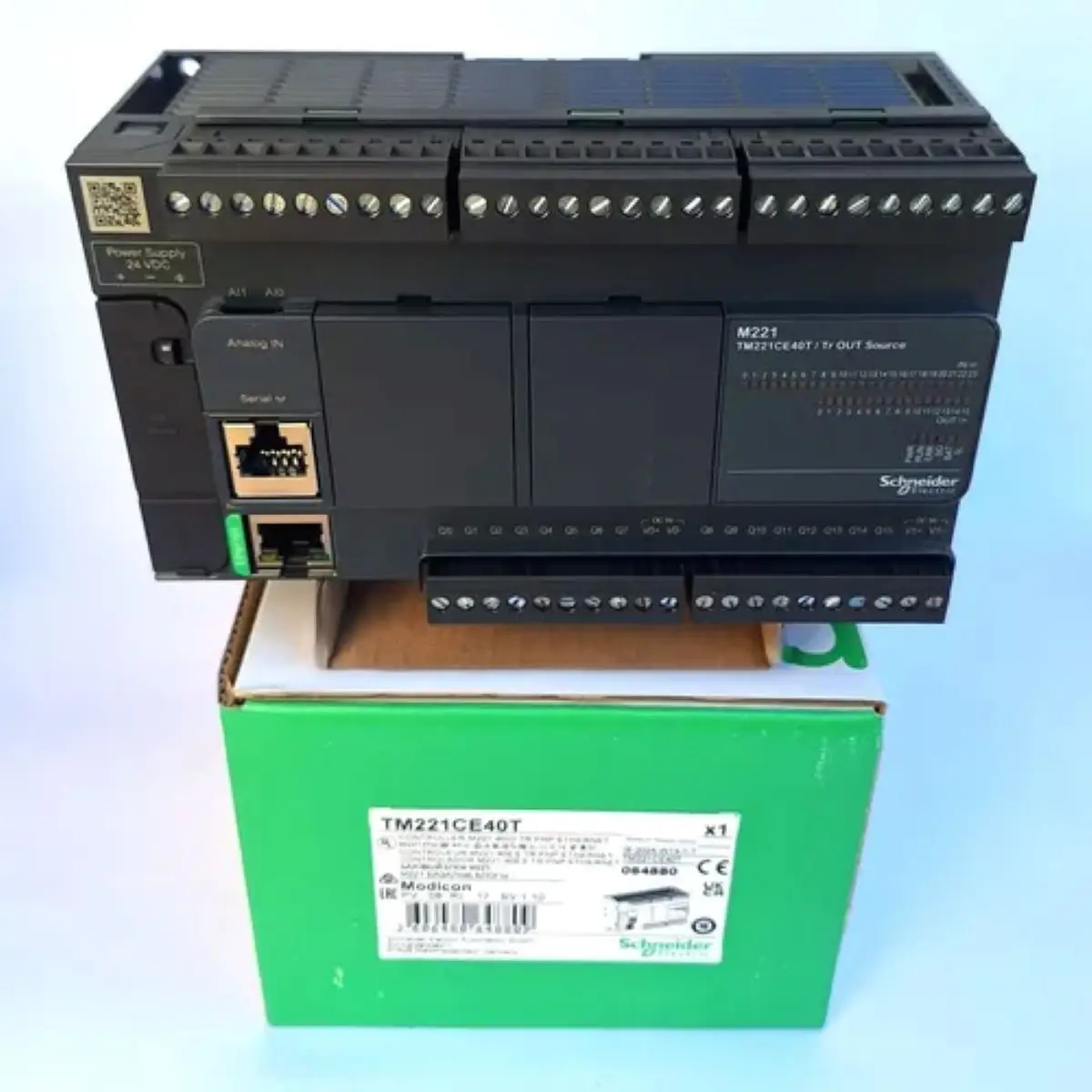 

TM221CE40T controller M221 40 IO transistor PNP Ethernet
