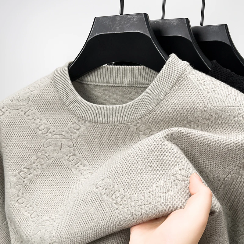 

Autumn and Winter Men's Business Casual Round Neck T-shirt Sweater Trendy Korean Version of Twill Print Gorgeous Velvet Top