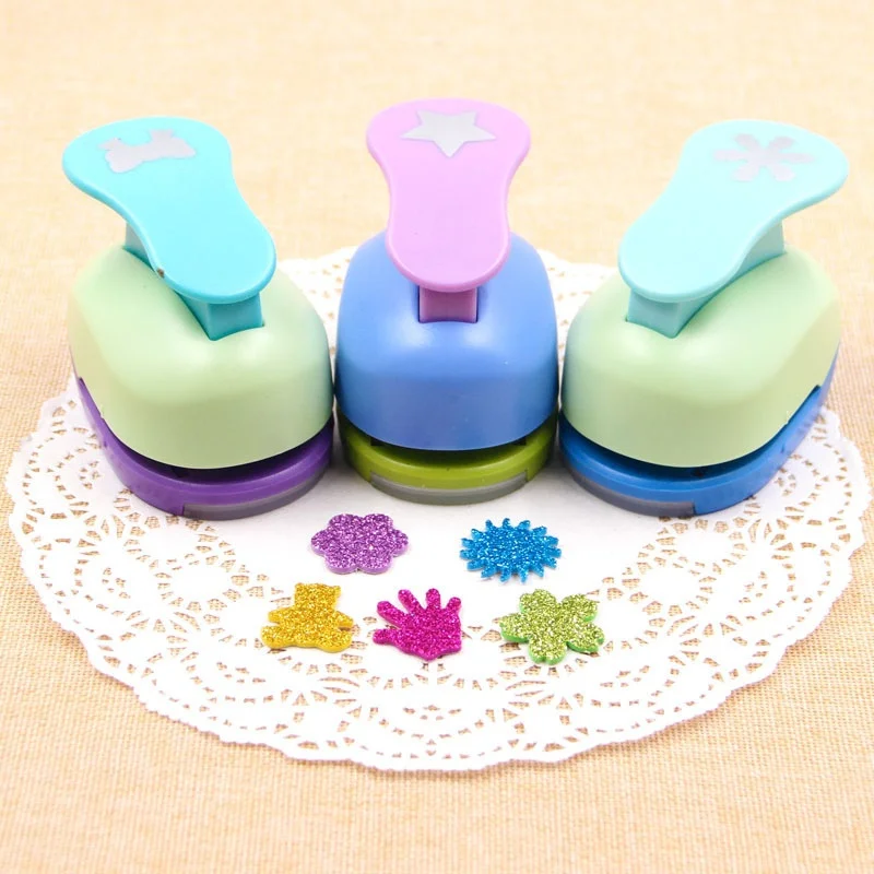 1.5cm DIY Paper Cuttings embossing machine for children labor saving design with embossing function suitable for scrapbooks