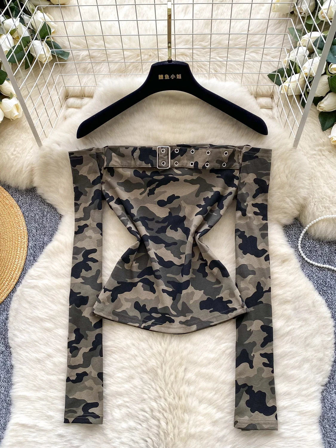 

Женская камуфляжная футболка с вырезом в стиле Харадзюку Y2k Gyaru, футболка, эстетический винтажный топ 2000-х годов с длинными рукавами, осенняя одежда 2025