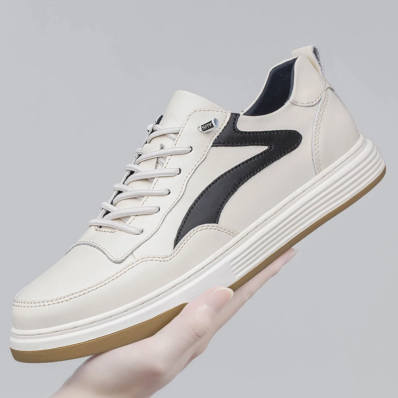 

2026 Fashionable Men's Breathable and Non Slip Outdoor Casual Shoes High Quality Comfortable Lace Up Casual Sports Leather Shoes