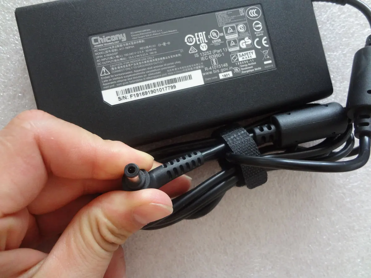 Neues oem 19,5 v 2.5a 9,23 w a17-180p 1a 180mm ac adapter für captiva i59-749 nh77ddw i7-10870H rtx2060 original puryuan ladegerät