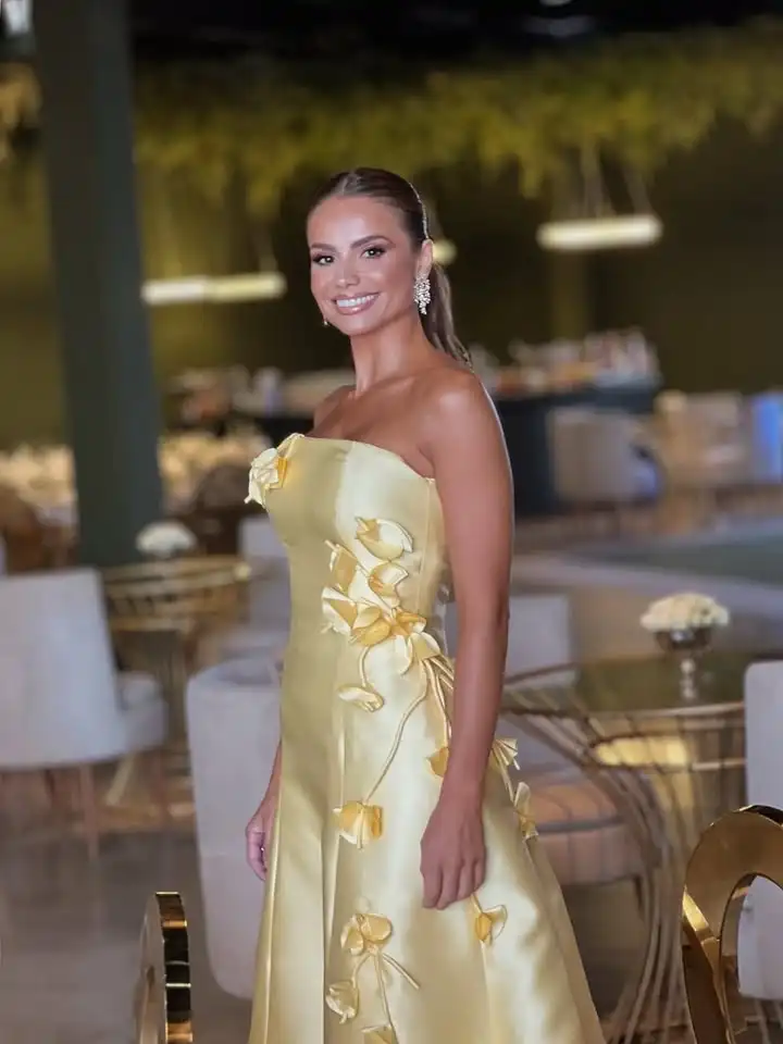 Vestidos de noche árabes personalizados, con flores amarillas, vestidos formales para mujeres, vestidos de fiesta sin tirantes, vestidos de novia para mujeres de Dubái, vestidos para fiestas.