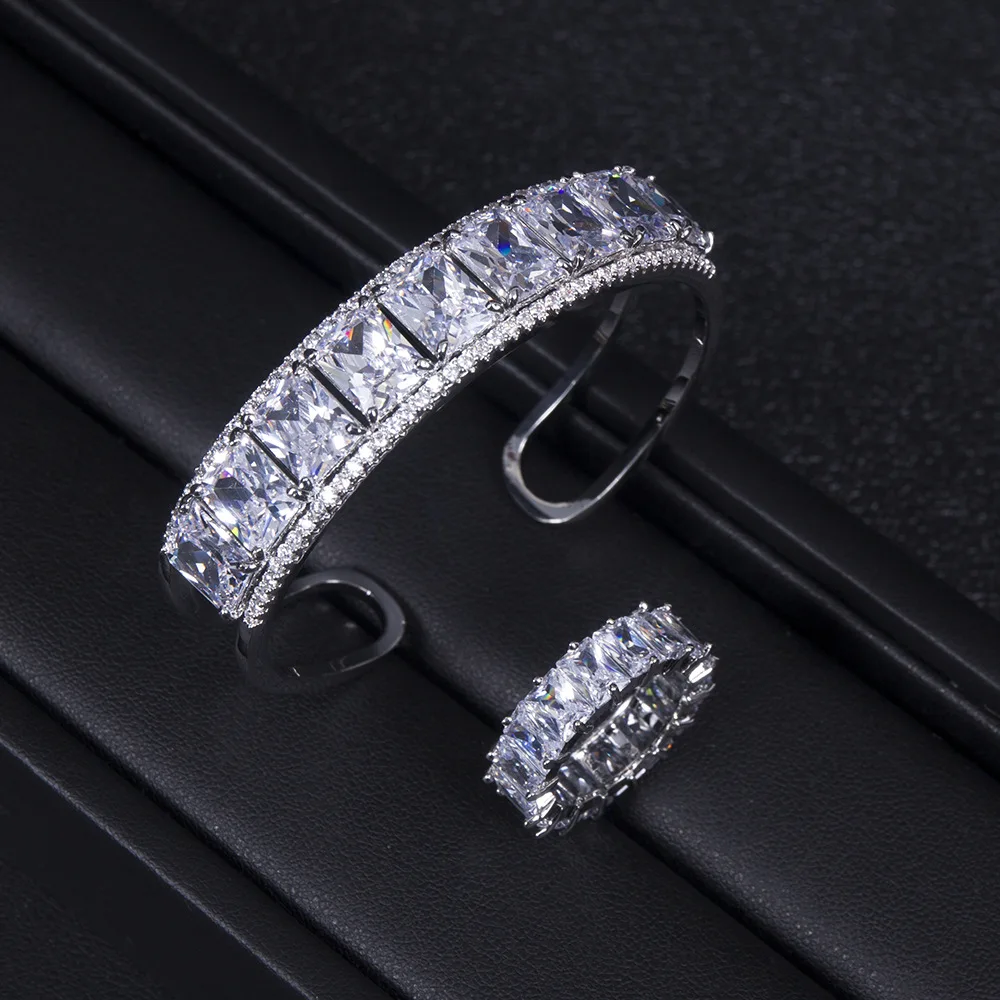 

Fashion Luxury Zircon Crtstal Jewelry Set For Women Bracelets Bangle Cuff Ring Arabia Dubai Bride Wedding Party Accessory Gifts